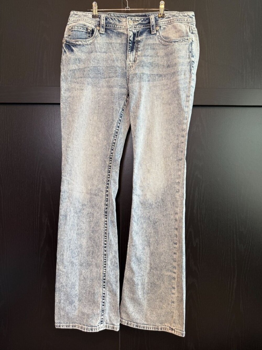 Miss Me Women's Mid Rise Boot Cut Jeans Size 34 Light Wash Embellished Denim Y2K